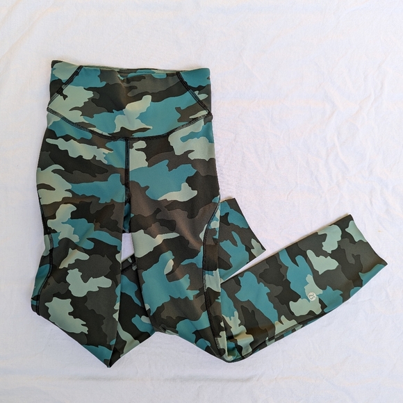 lululemon athletica Pants - camo Lululemon size 2  tidewater teal multi Align high-rise
